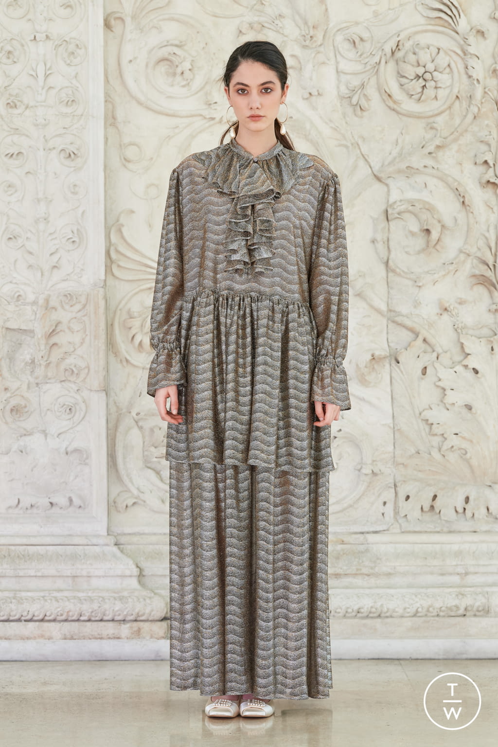 Fashion Week Milan Fall/Winter 2021 look 20 de la collection Laura Biagiotti womenswear