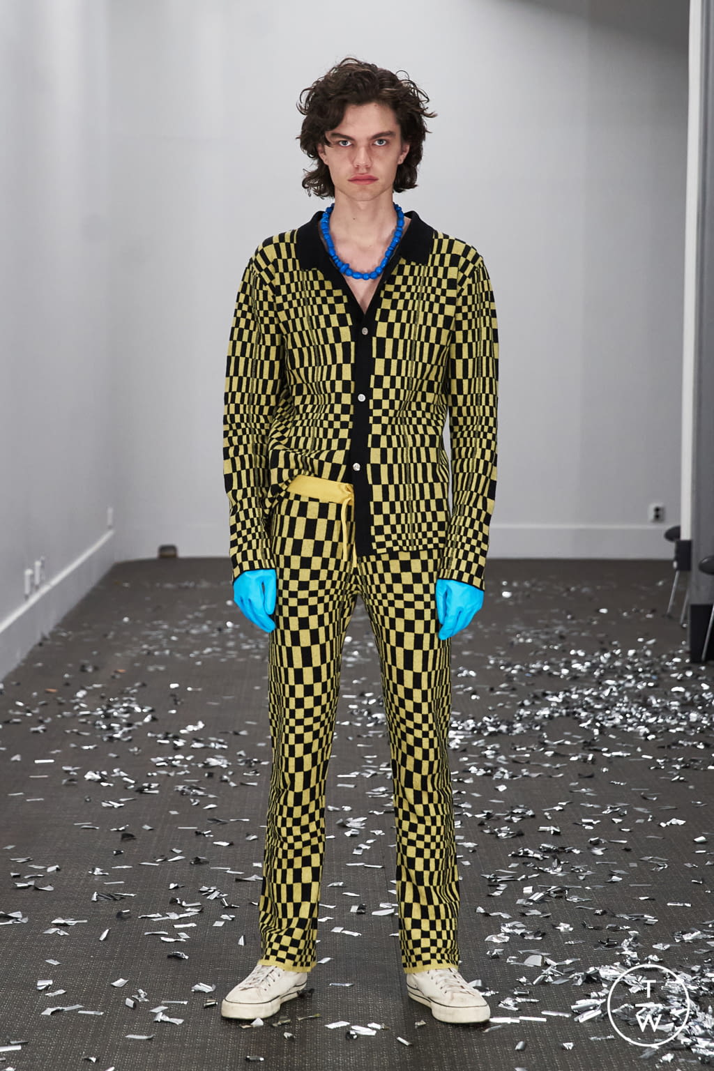 Fashion Week Paris Spring/Summer 2022 look 4 from the Lazoschmidl collection menswear