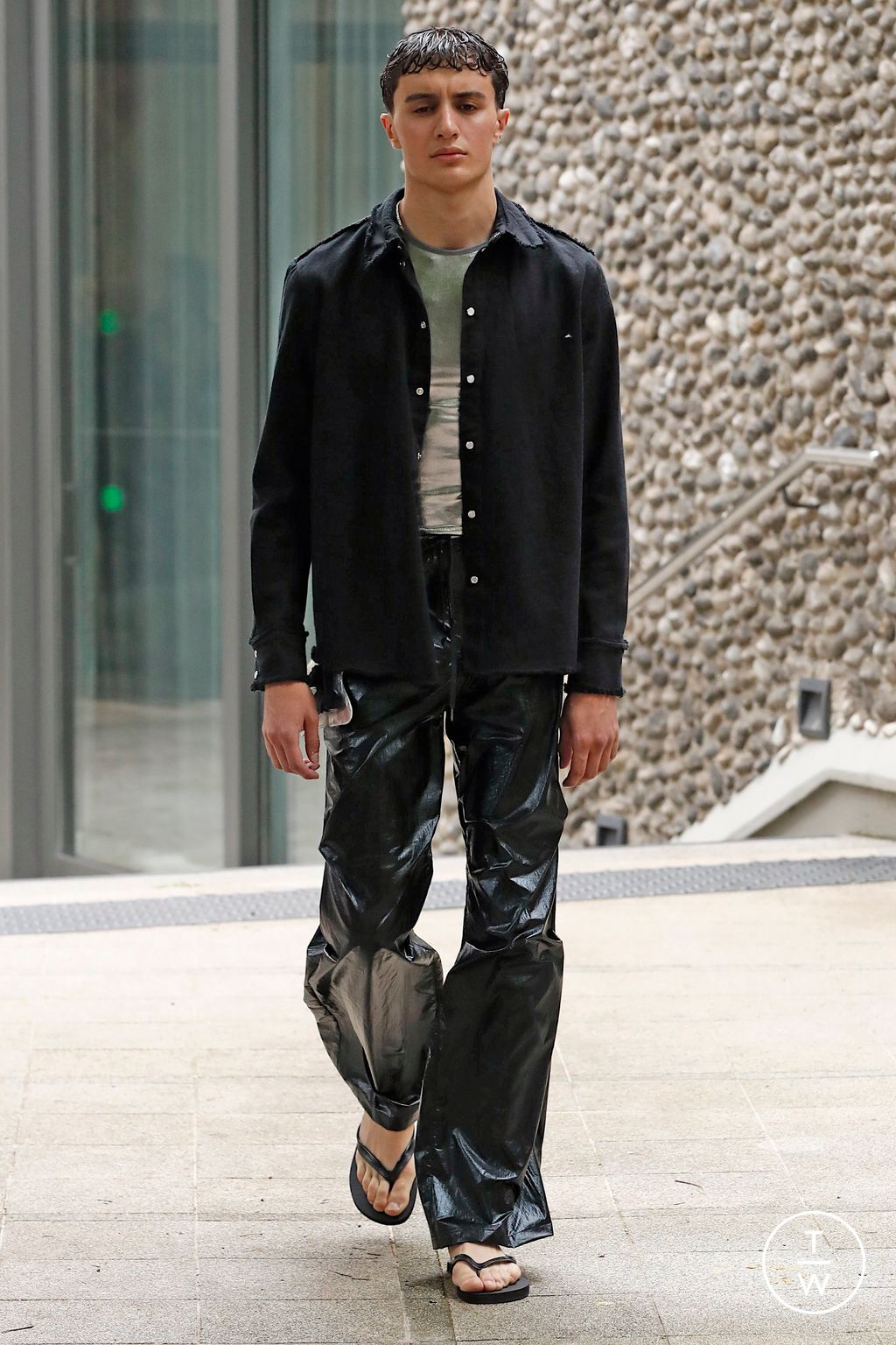 Fashion Week Paris Spring/Summer 2023 look 3 from the Lazoschmidl collection menswear