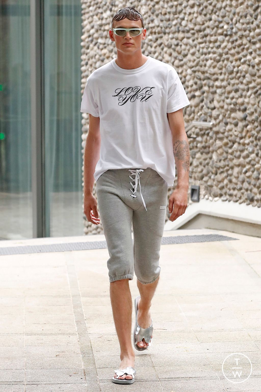 Fashion Week Paris Spring/Summer 2023 look 11 from the Lazoschmidl collection 男装
