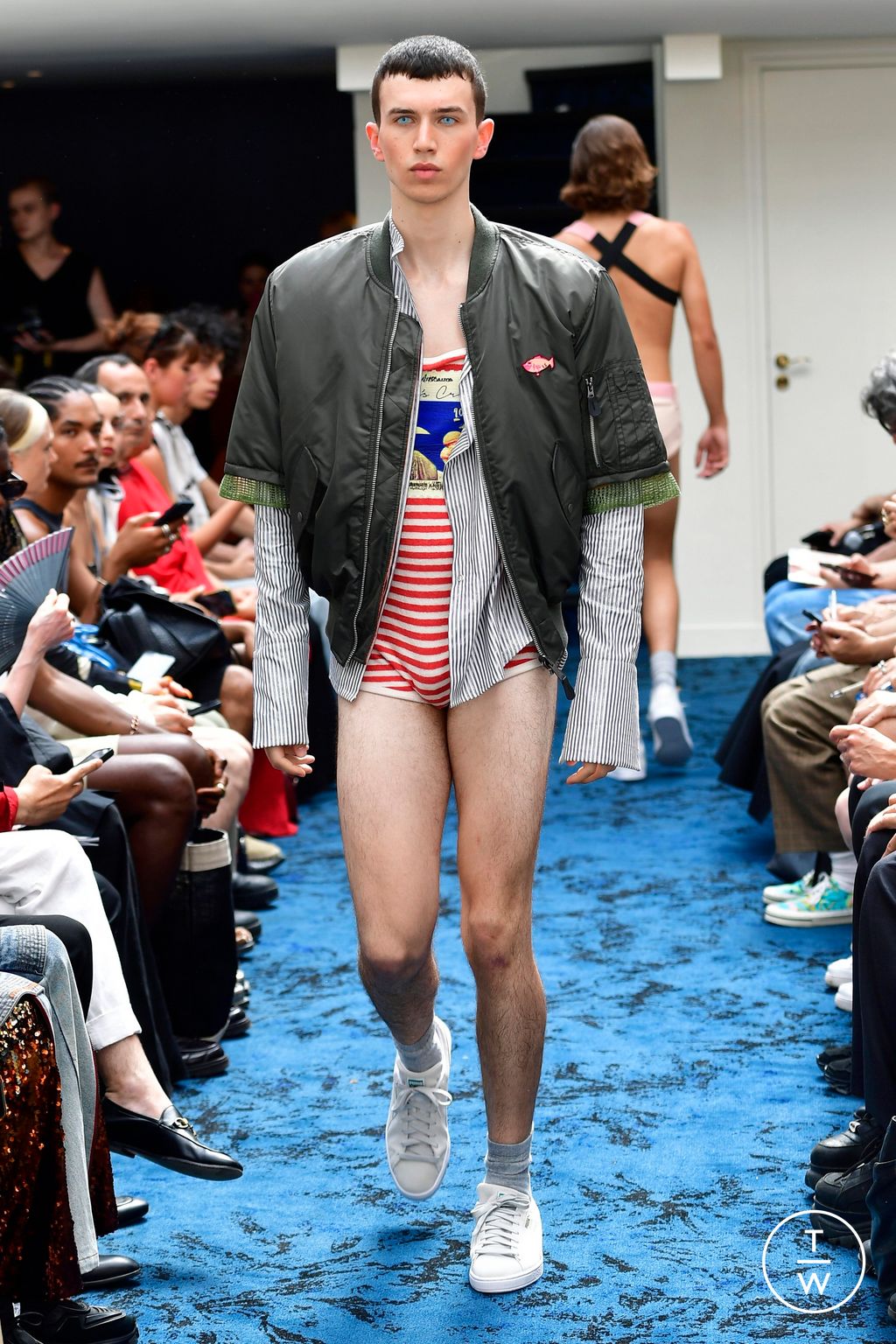 Fashion Week Paris Spring/Summer 2024 look 22 de la collection Lazoschmidl menswear