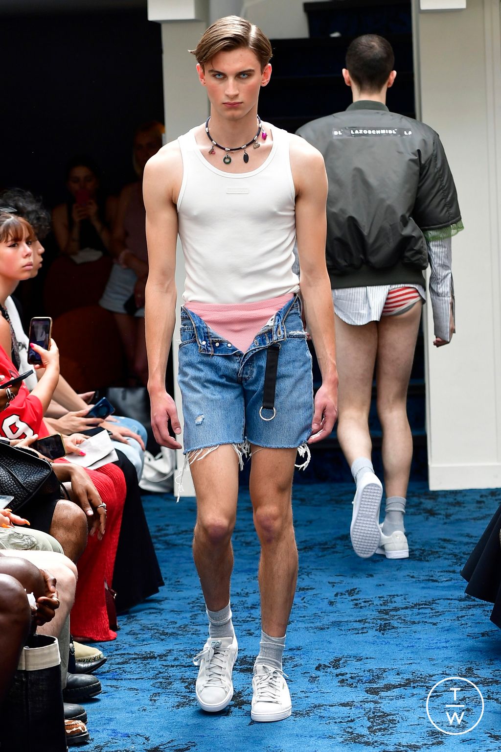 Fashion Week Paris Spring/Summer 2024 look 25 from the Lazoschmidl collection menswear