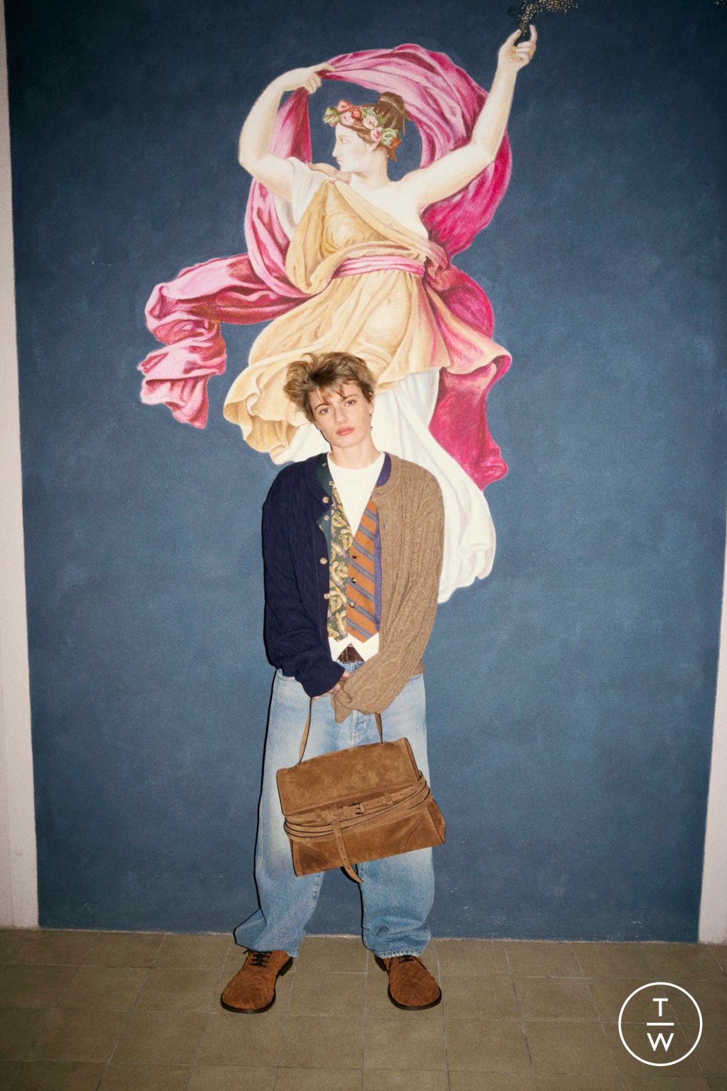 Fashion Week Milan Pre-Fall 2025 look 3 de la collection Moschino womenswear