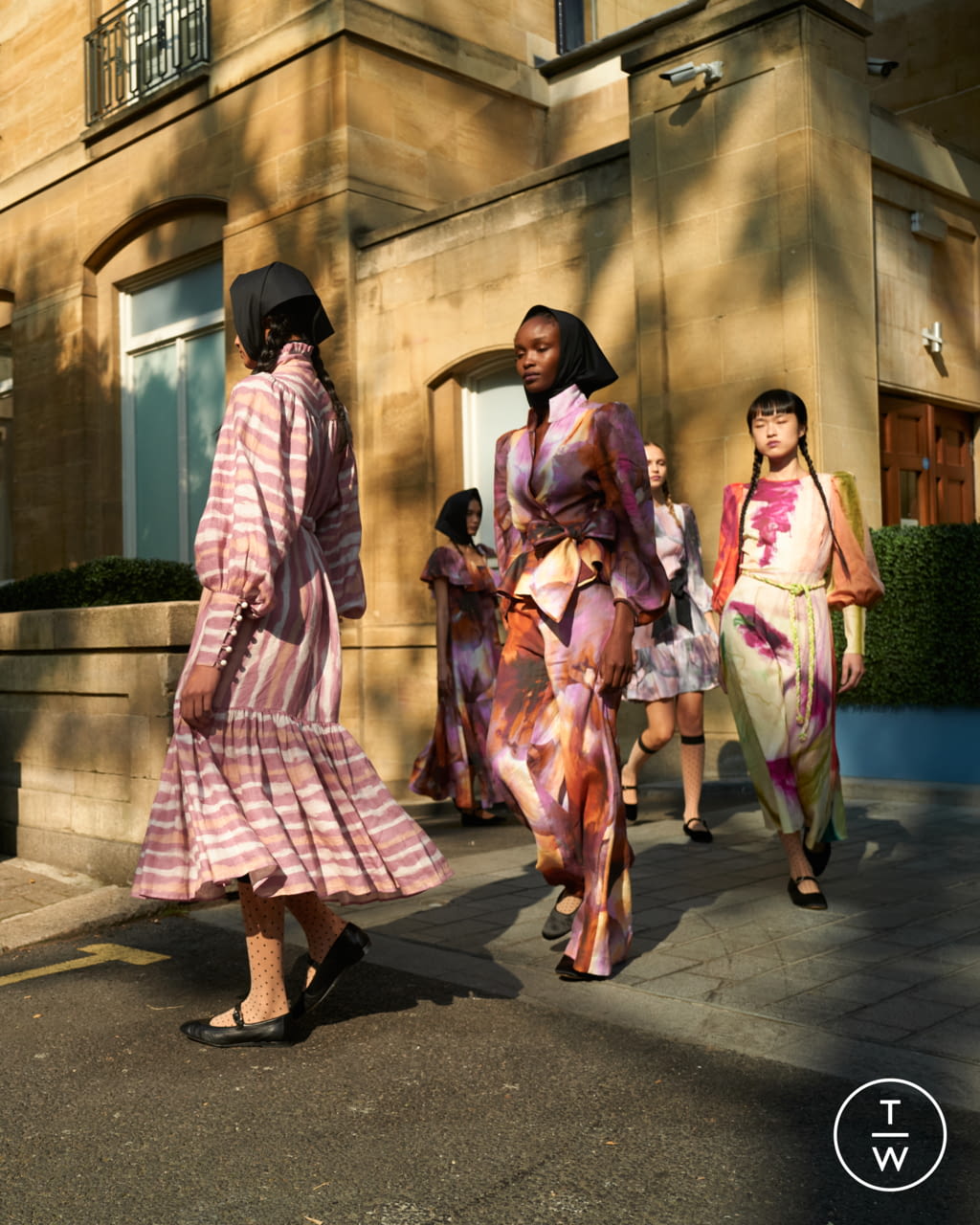 Fashion Week London Spring/Summer 2022 look 5 from the Anna Mason collection womenswear