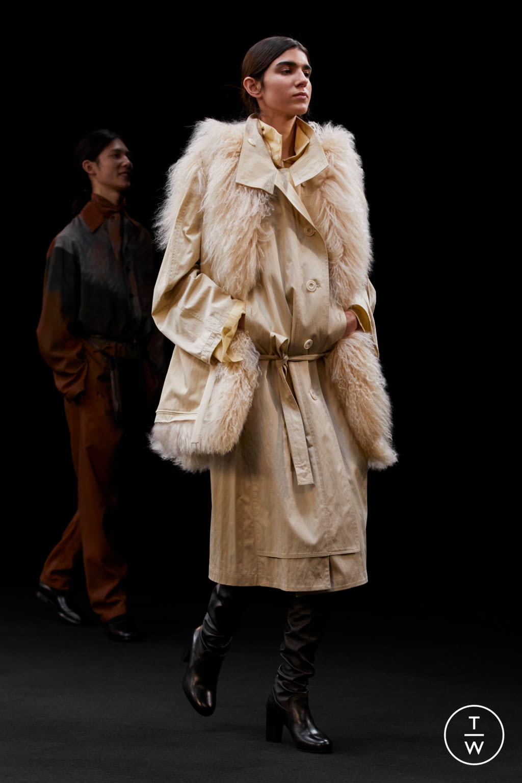 Fashion Week Paris Fall/Winter 2021 look 56 de la collection Lemaire menswear