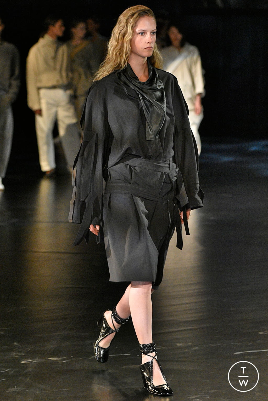 Fashion Week Paris Spring/Summer 2019 look 27 de la collection Lemaire womenswear