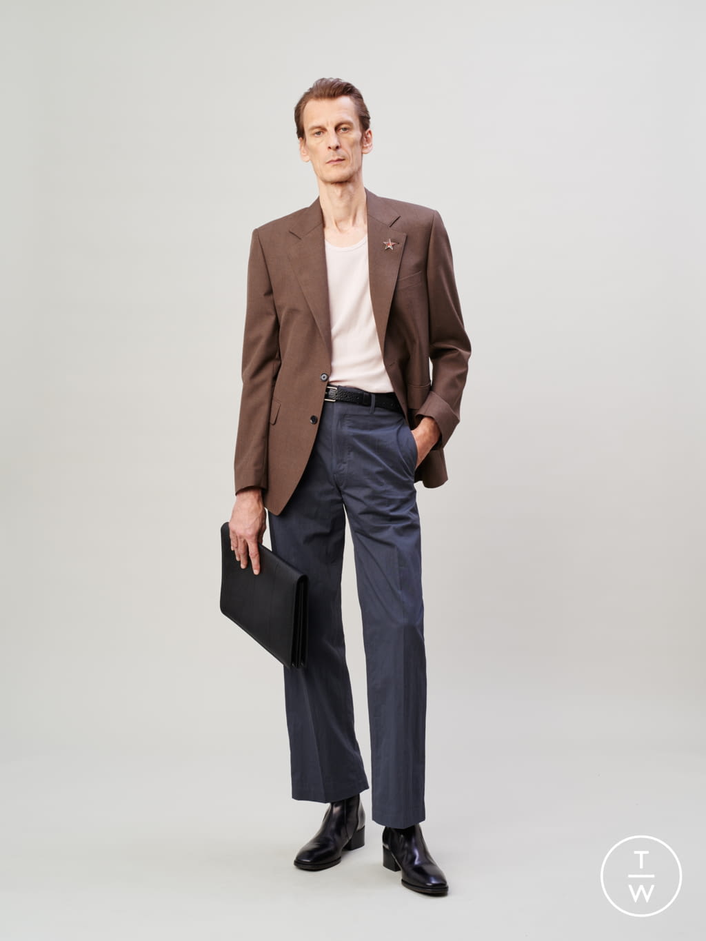 Fashion Week Paris Spring/Summer 2020 look 5 from the Lemaire collection menswear
