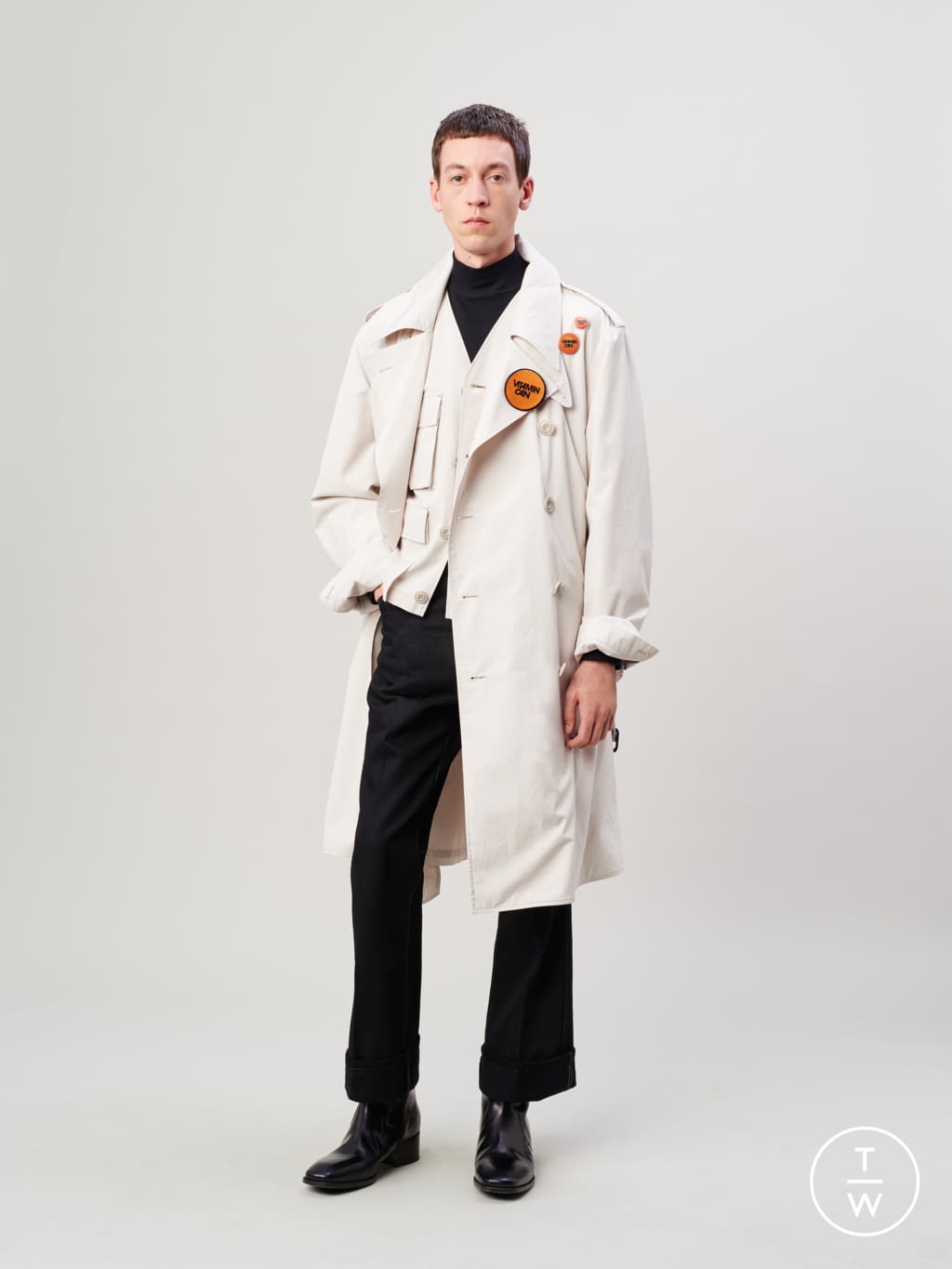 Fashion Week Paris Spring/Summer 2020 look 17 from the Lemaire collection menswear