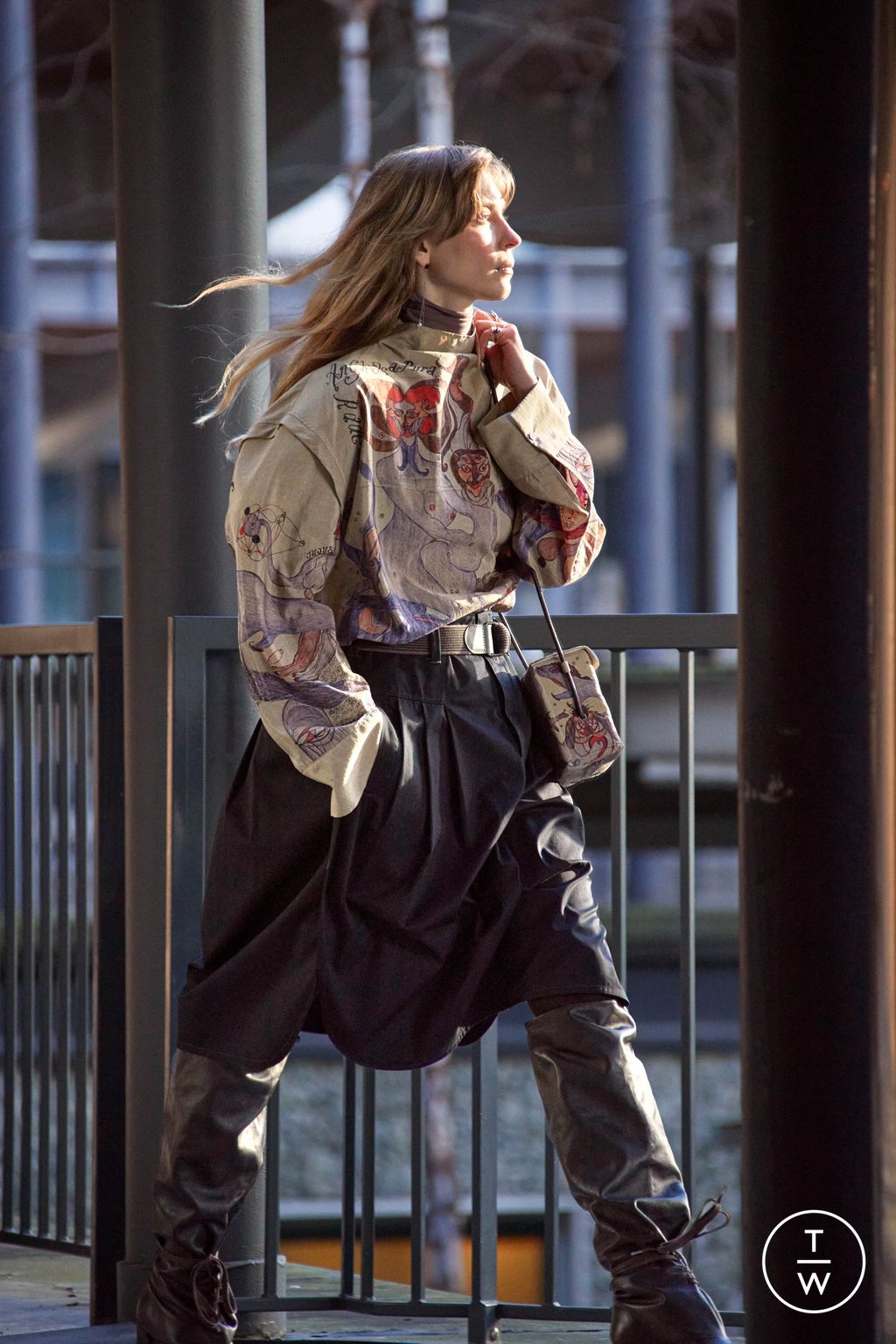 Fashion Week Paris Fall/Winter 2023 look 19 de la collection Lemaire menswear