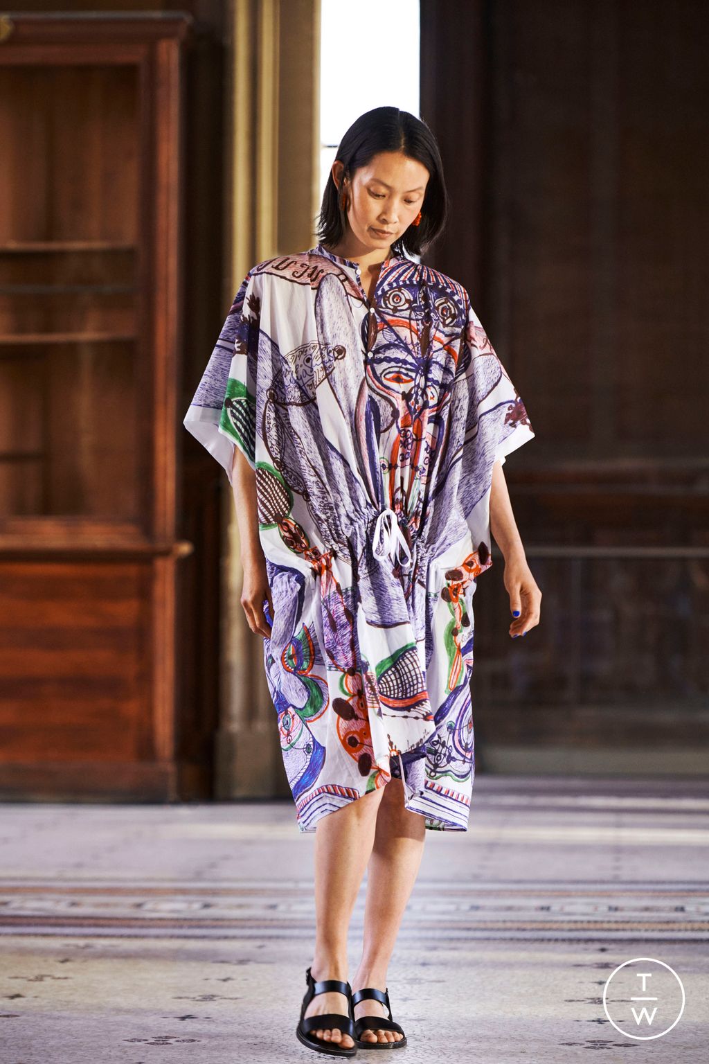 Fashion Week Paris Spring/Summer 2023 look 52 from the Lemaire collection 男装
