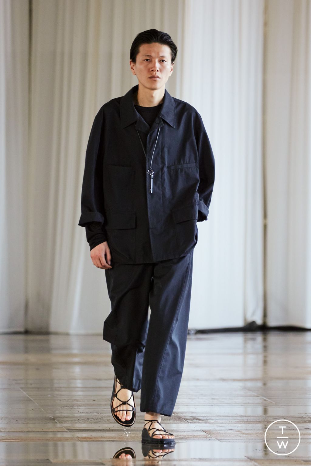 Fashion Week Paris Spring/Summer 2024 look 49 from the Lemaire collection menswear