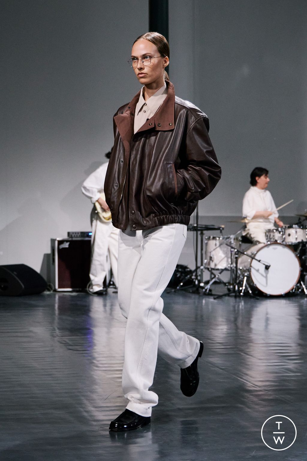 Fashion Week Paris Spring/Summer 2026 look 7 from the Lemaire collection 男装