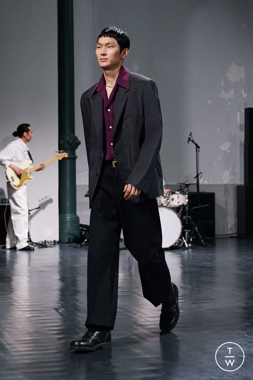 Fashion Week Paris Spring/Summer 2026 look 46 from the Lemaire collection menswear