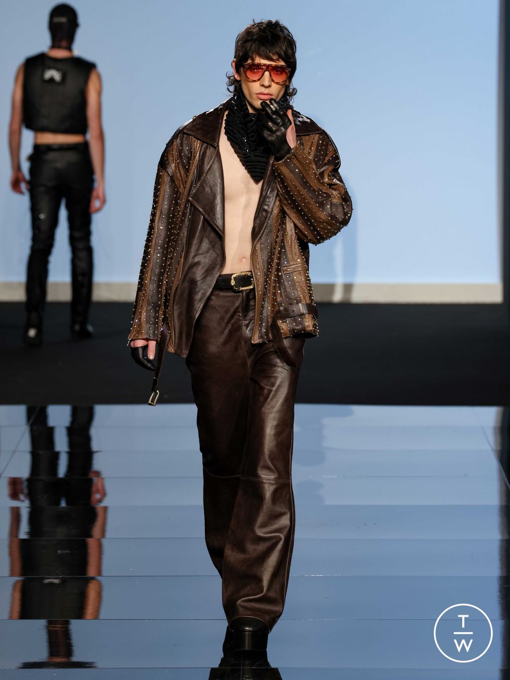 Fashion Week Milan Fall/Winter 2024 look 25 de la collection LEONARDOVALENTINI womenswear