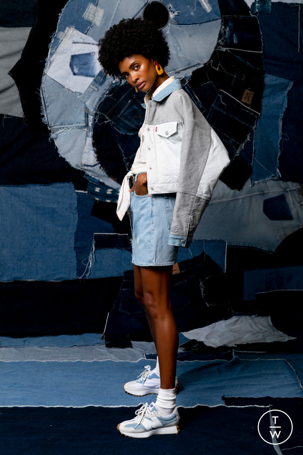 Fashion Week Paris Spring/Summer 2021 look 14 from the Levi’s® x New Balance collection womenswear