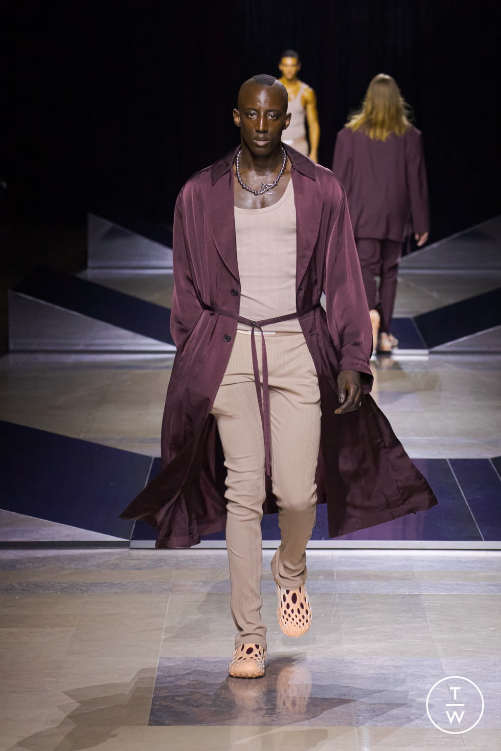 Fashion Week Paris Fall/Winter 2022 look 25 de la collection Louis Gabriel Nouchi menswear