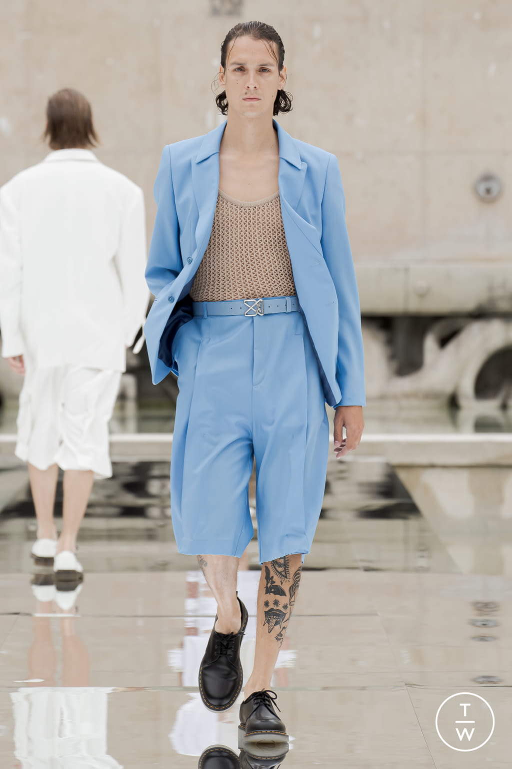 Fashion Week Paris Spring/Summer 2022 look 7 from the Louis Gabriel Nouchi collection 男装