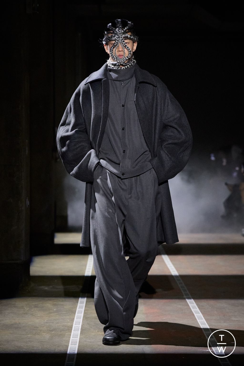 Fashion Week Paris Fall/Winter 2026 look 10 de la collection LGN Louis Gabriel Nouchi menswear