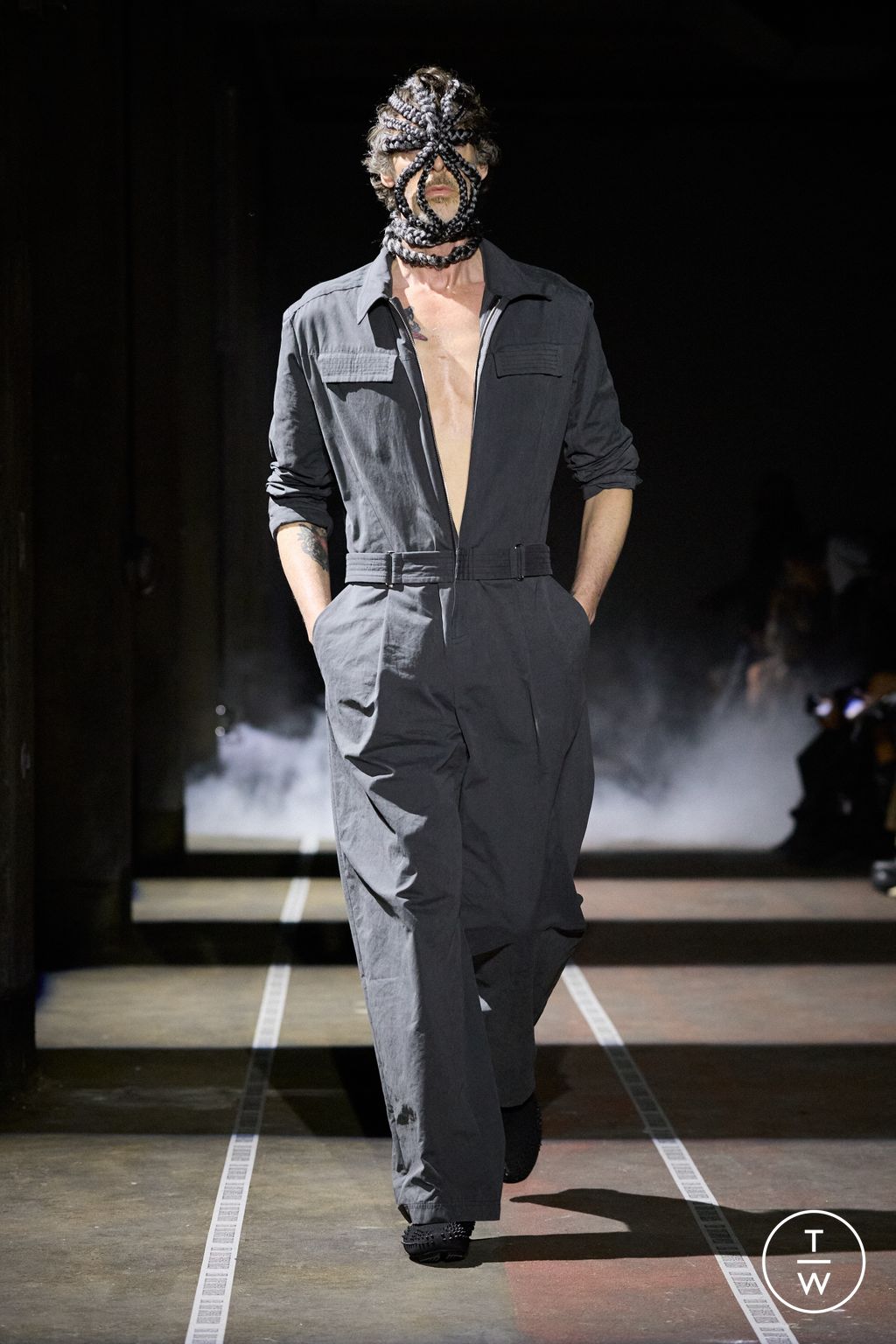 Fashion Week Paris Fall/Winter 2026 look 12 de la collection LGN Louis Gabriel Nouchi menswear