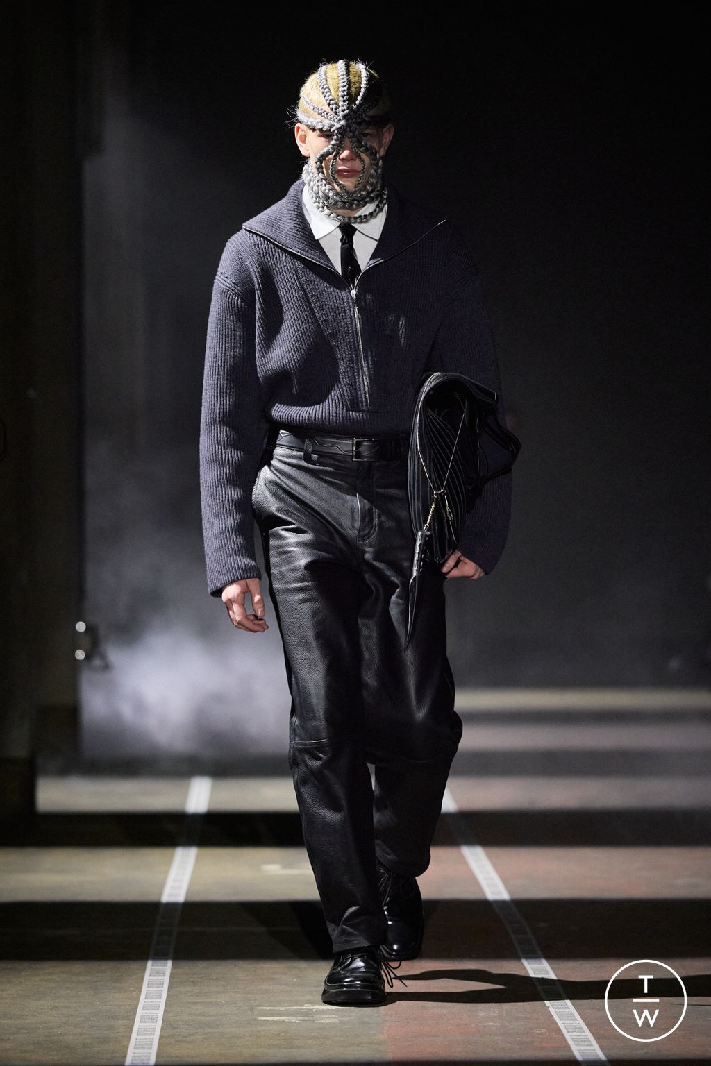 Fashion Week Paris Fall/Winter 2026 look 25 de la collection LGN Louis Gabriel Nouchi menswear