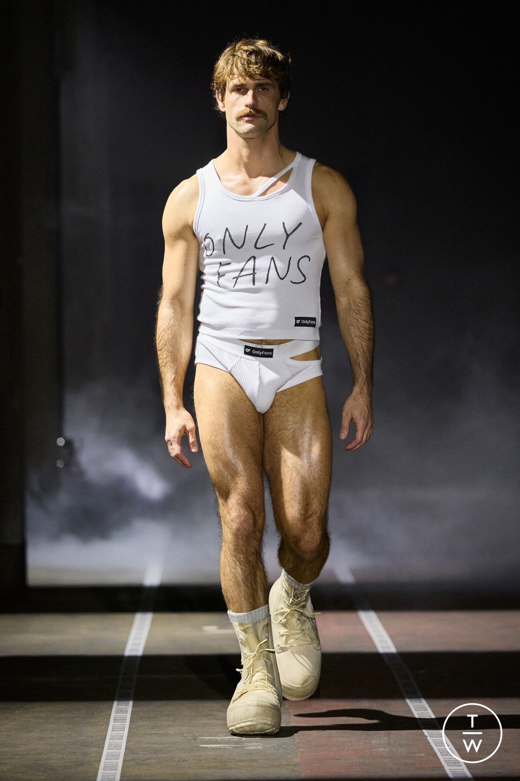 Fashion Week Paris Fall/Winter 2026 look 31 de la collection LGN Louis Gabriel Nouchi menswear