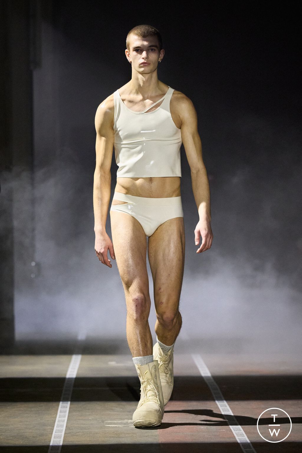 Fashion Week Paris Fall/Winter 2026 look 35 de la collection LGN Louis Gabriel Nouchi menswear