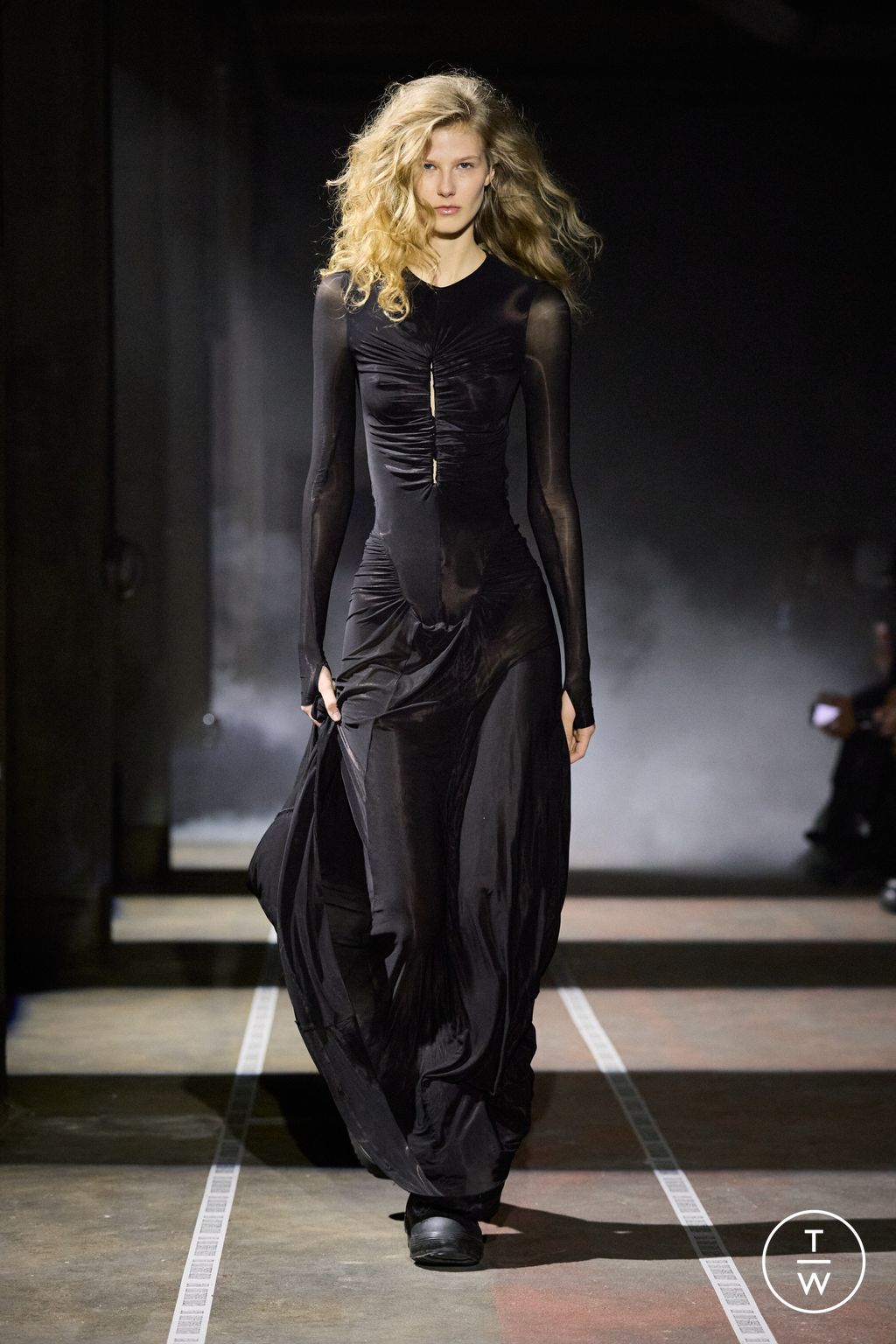 Fashion Week Paris Fall/Winter 2026 look 38 de la collection LGN Louis Gabriel Nouchi menswear