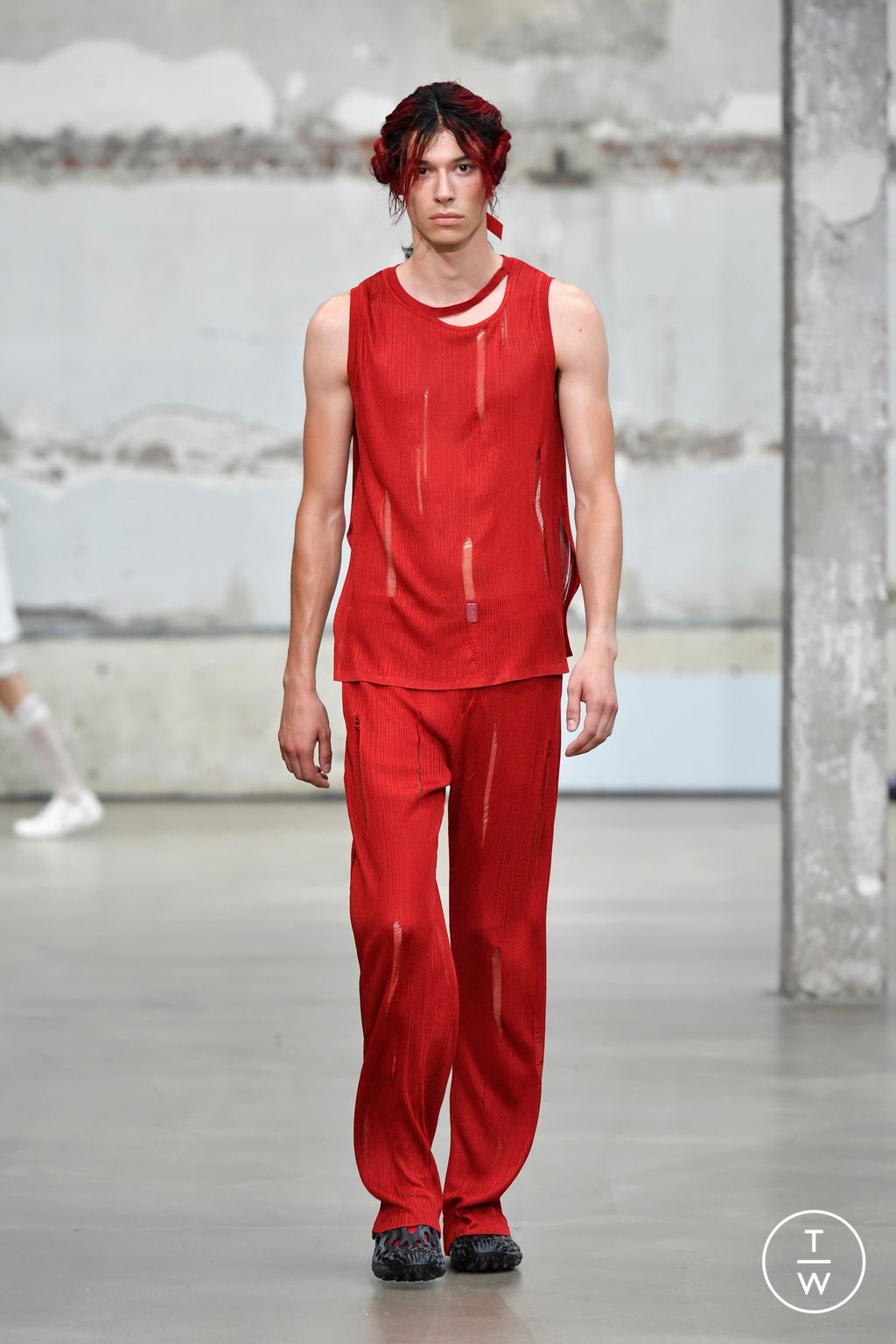 Fashion Week Paris Spring/Summer 2023 look 7 from the Louis Gabriel Nouchi collection 男装