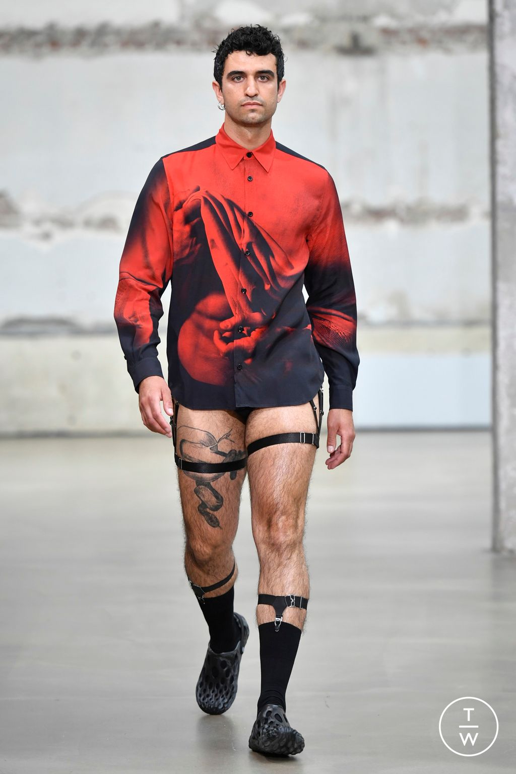 Fashion Week Paris Spring/Summer 2023 look 11 from the Louis Gabriel Nouchi collection 男装