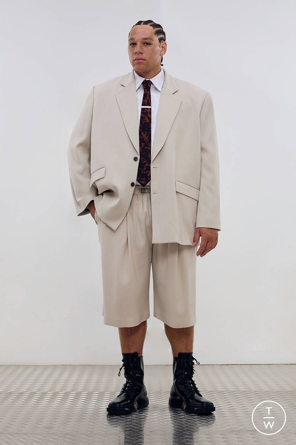 Fashion Week Paris Spring/Summer 2026 look 7 from the LGN Louis Gabriel Nouchi collection menswear