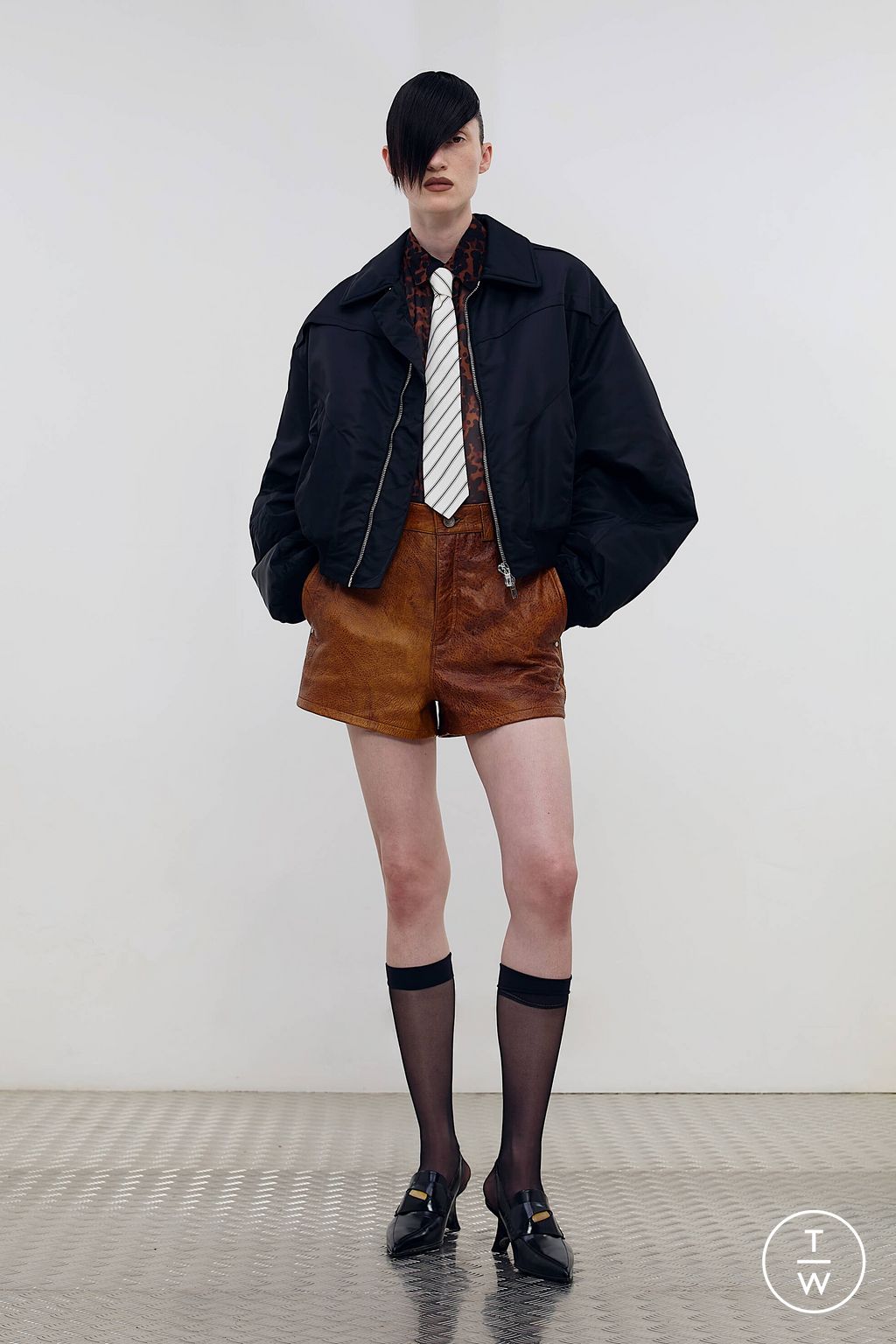 Fashion Week Paris Spring/Summer 2026 look 17 from the LGN Louis Gabriel Nouchi collection menswear