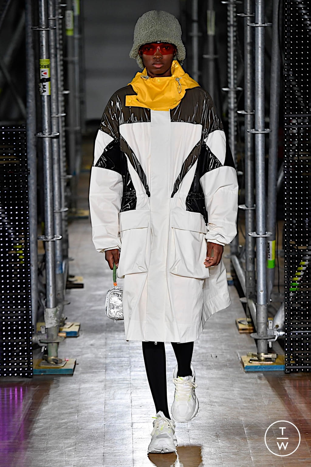 Fashion Week Paris Fall/Winter 2020 look 12 from the Li Ning collection menswear