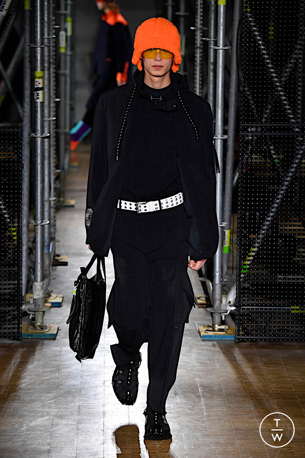 Fashion Week Paris Fall/Winter 2020 look 38 from the Li Ning collection 男装