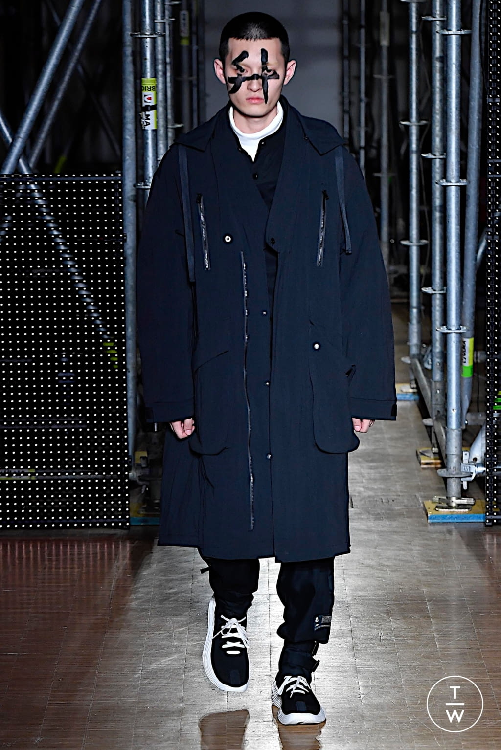 Fashion Week Paris Fall/Winter 2020 look 66 from the Li Ning collection menswear