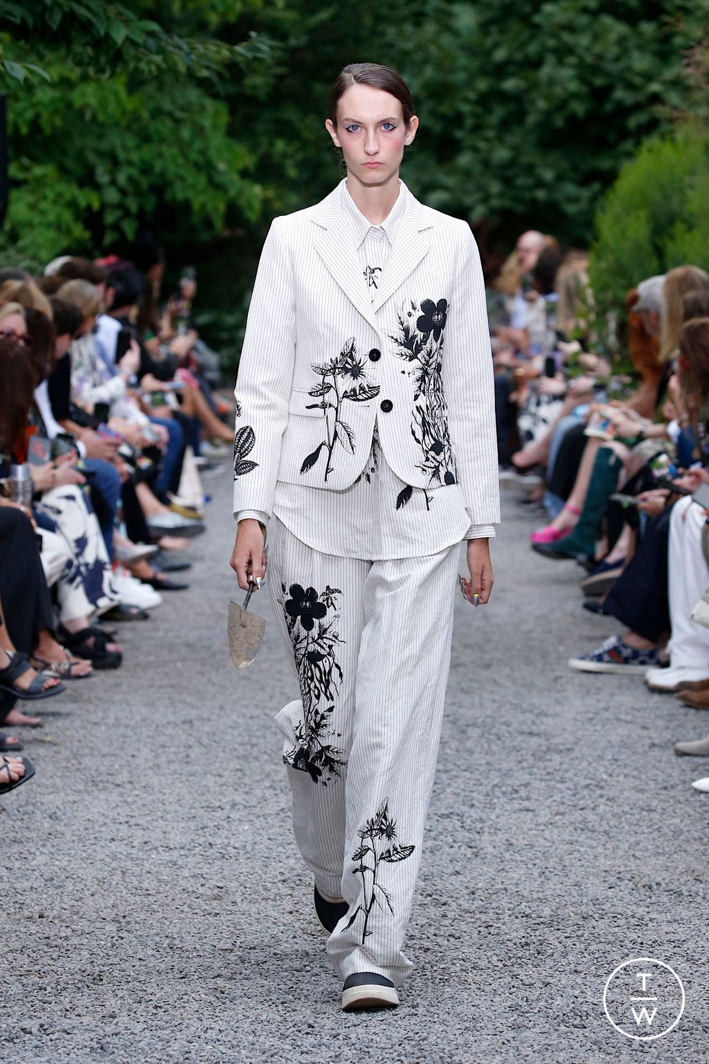 Fashion Week New York Spring/Summer 2025 look 17 from the Libertine collection womenswear