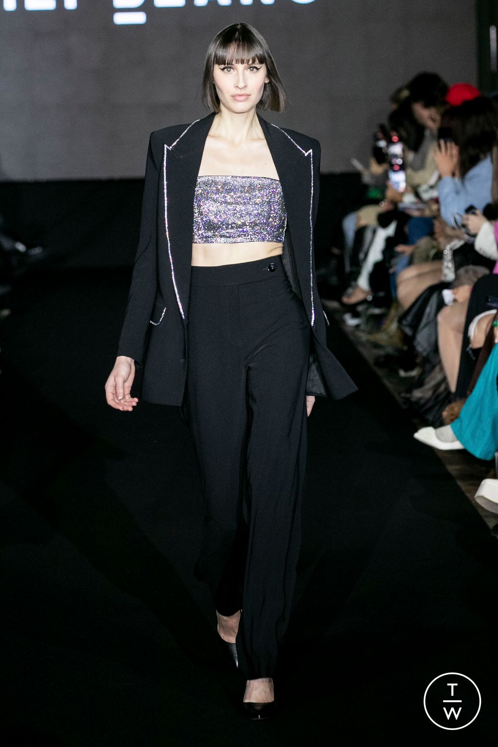 Fashion Week Paris Fall/Winter 2023 look 3 de la collection Lili Blanc womenswear