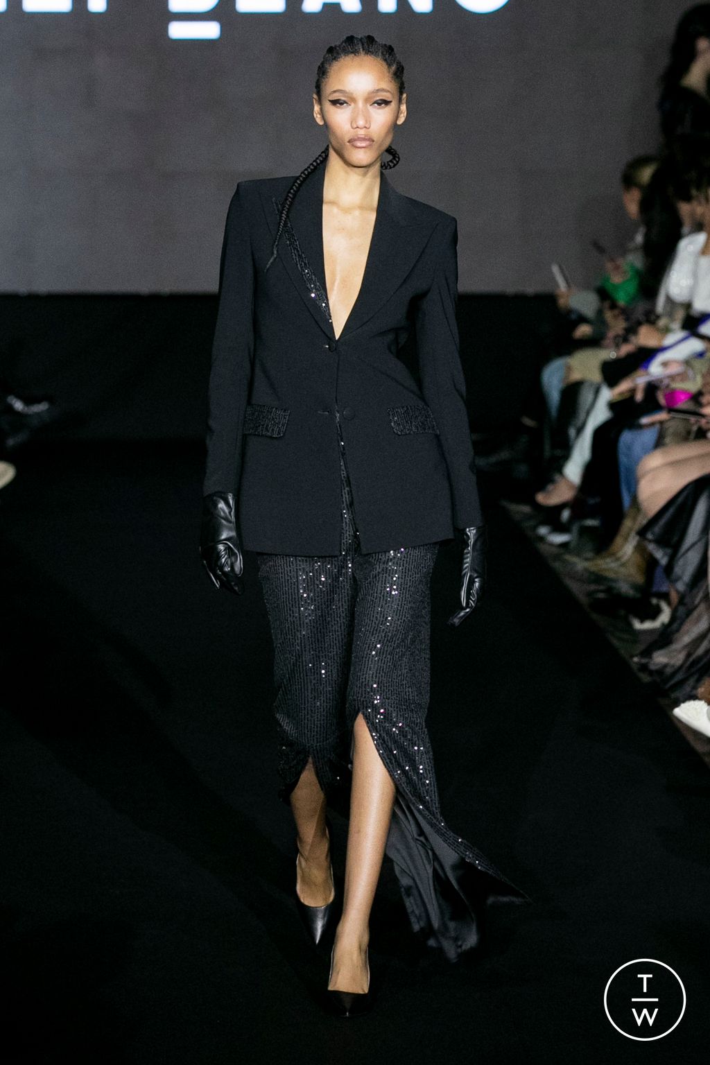 Fashion Week Paris Fall/Winter 2023 look 16 de la collection Lili Blanc womenswear