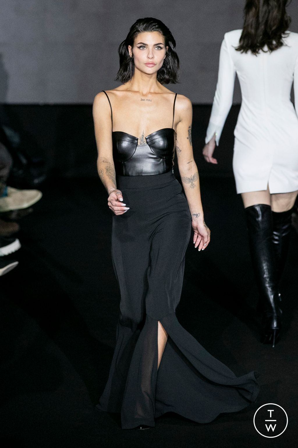 Fashion Week Paris Fall/Winter 2023 look 30 de la collection Lili Blanc womenswear