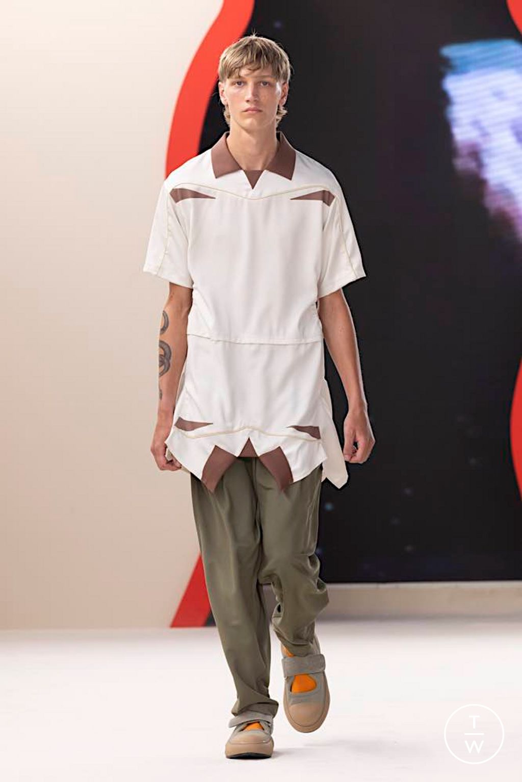 Fashion Week Paris Spring/Summer 2024 look 11 from the Li Ning collection menswear