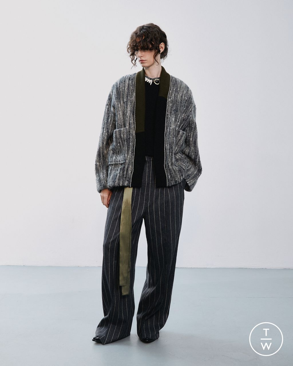 Fashion Week Paris Pre-Fall 2024 look 1 from the LITKOVSKA collection womenswear