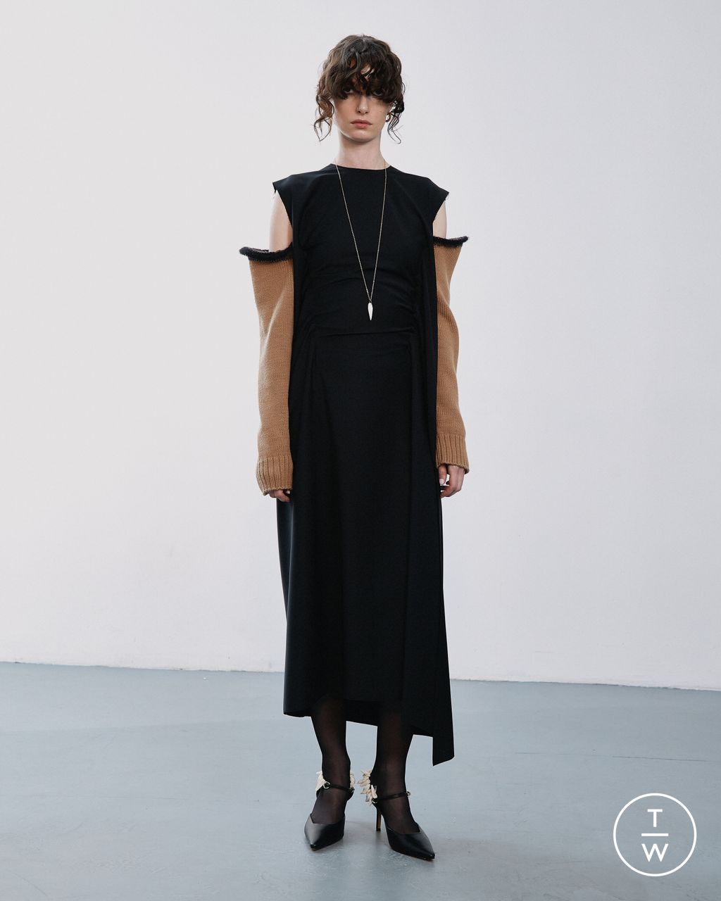 Fashion Week Paris Pre-Fall 2024 look 21 from the LITKOVSKA collection womenswear