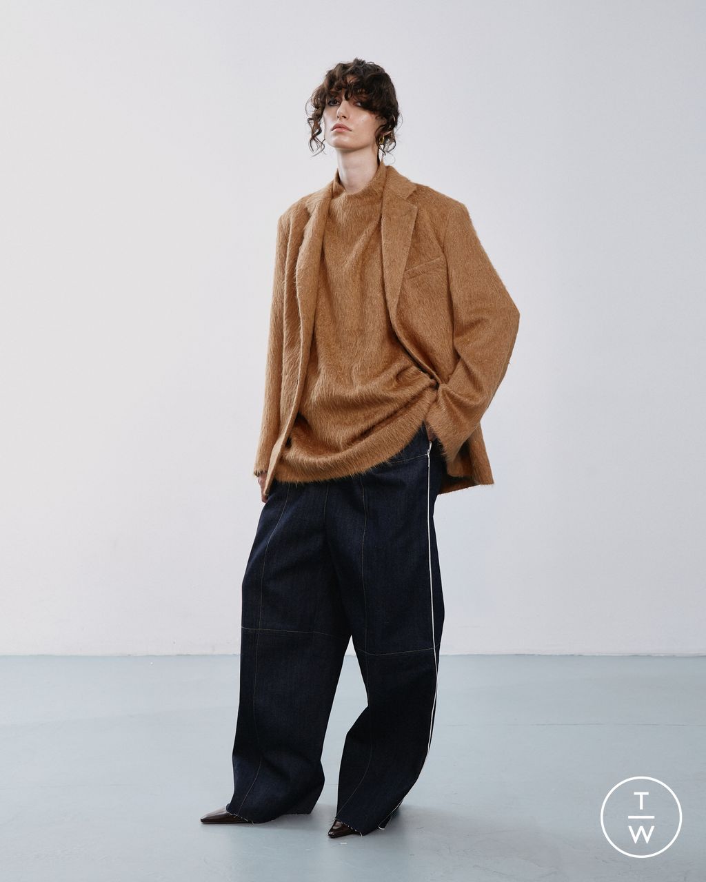 Fashion Week Paris Pre-Fall 2024 look 5 from the LITKOVSKA collection 女装
