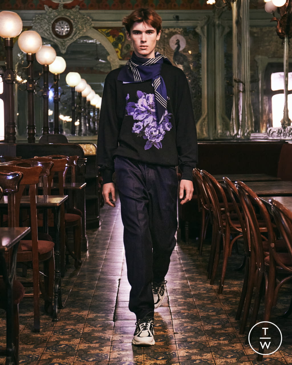 Fashion Week Paris Fall/Winter 2021 look 13 from the Davi Paris collection menswear