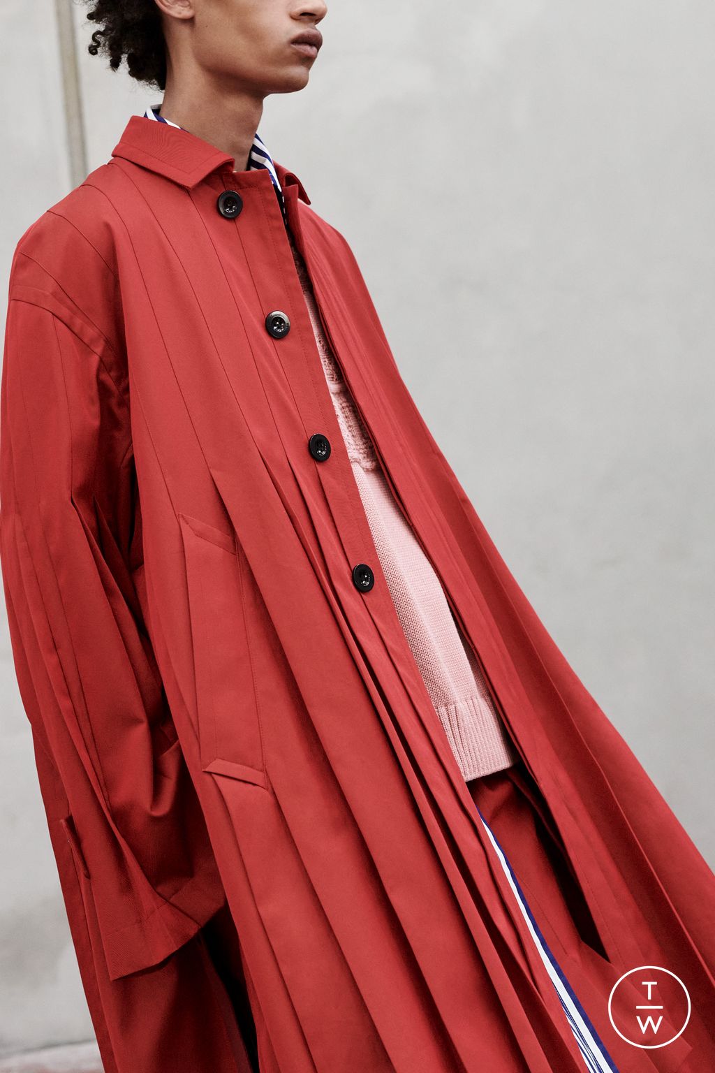 Fashion Week Paris Resort 2023 look 49 from the Sacai collection menswear