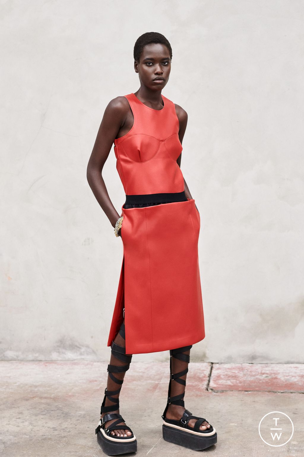 Fashion Week Paris Resort 2023 look 5 de la collection Sacai womenswear