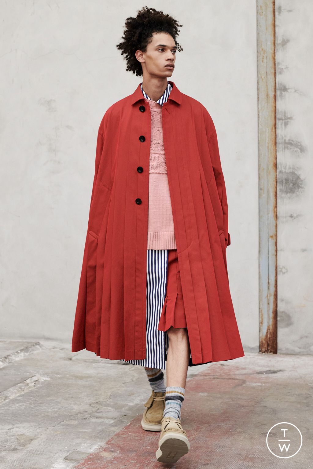Fashion Week Paris Resort 2023 look 50 from the Sacai collection menswear