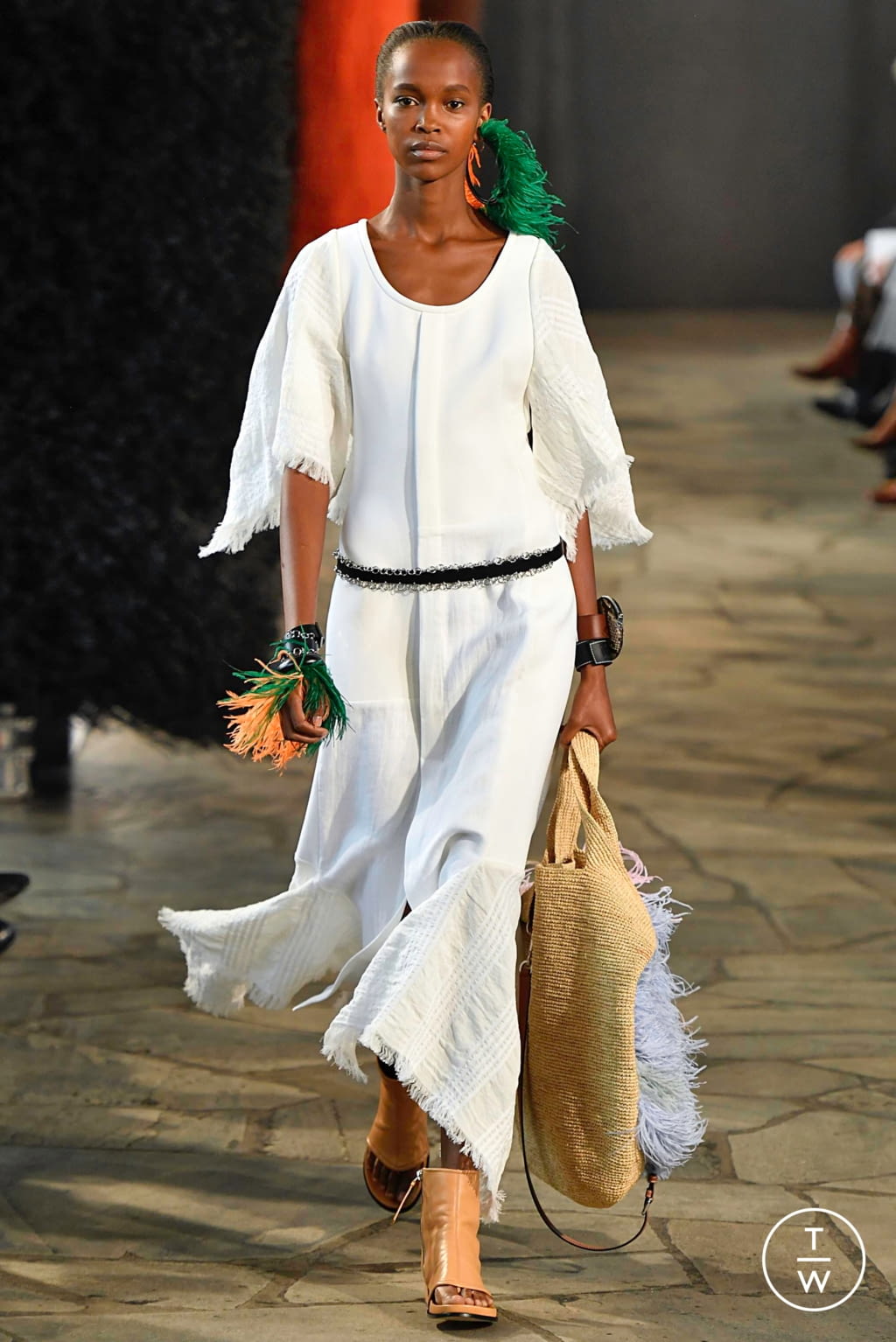 Fashion Week Paris Spring/Summer 2019 look 27 from the Loewe collection womenswear