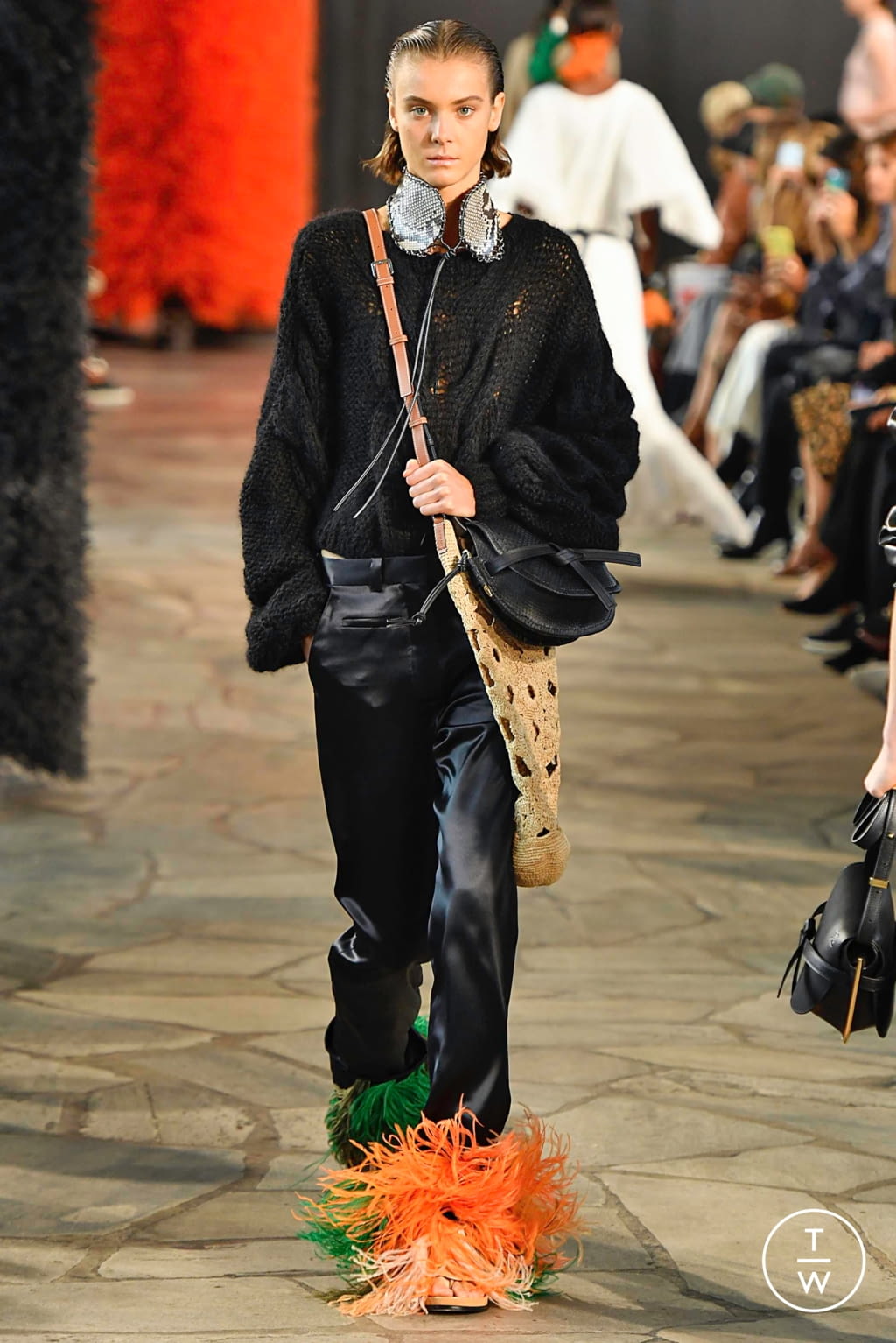 Fashion Week Paris Spring/Summer 2019 look 34 from the Loewe collection womenswear