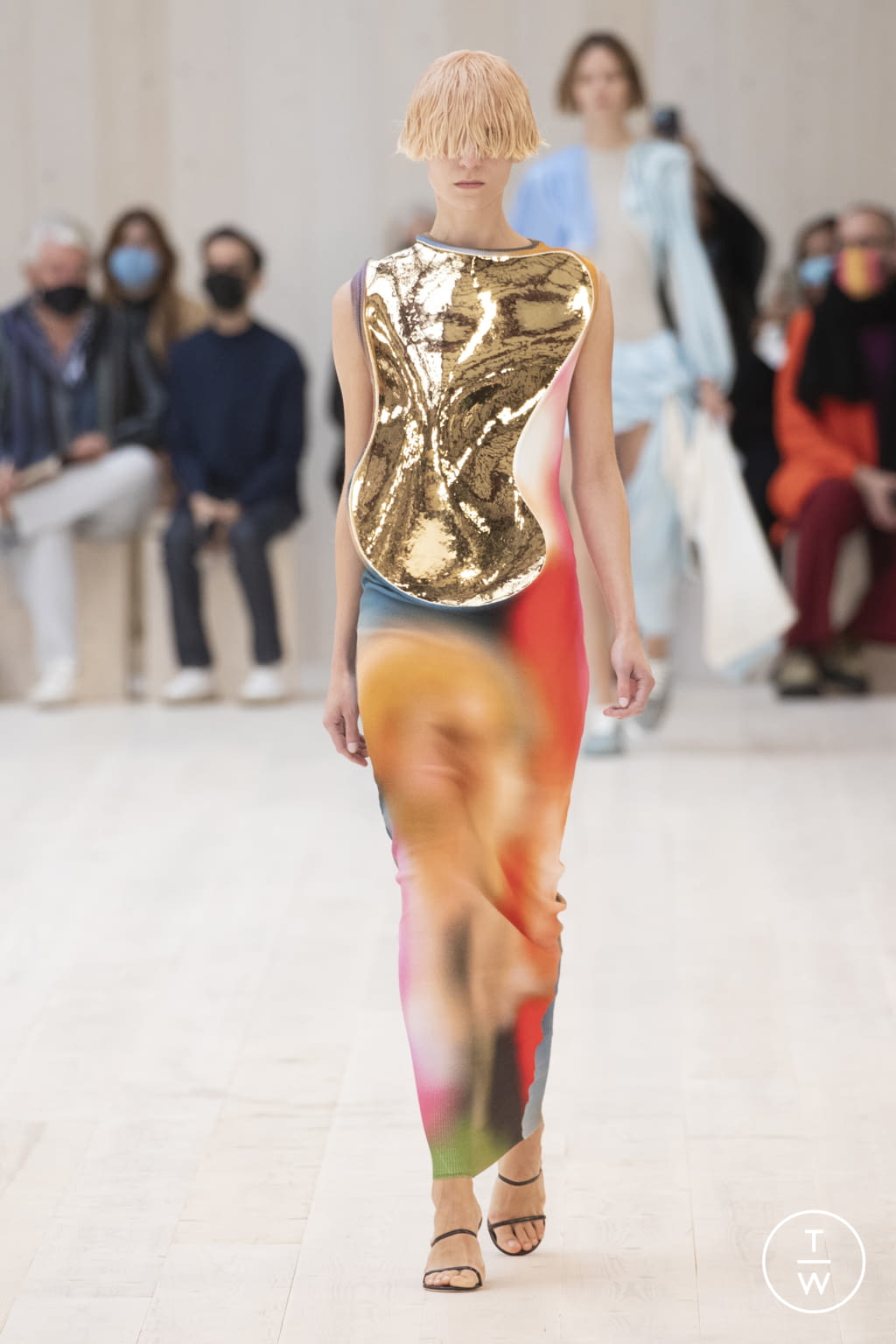 Fashion Week Paris Spring/Summer 2022 look 11 from the Loewe collection 女装