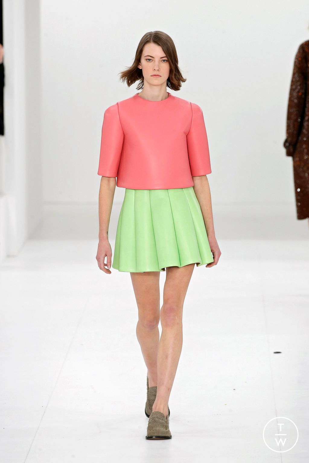 Fashion Week Paris Fall/Winter 2023 look 38 de la collection Loewe womenswear